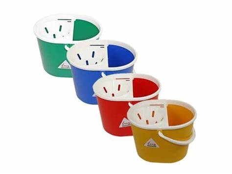 Lucy Oval Mop Bucket 7L